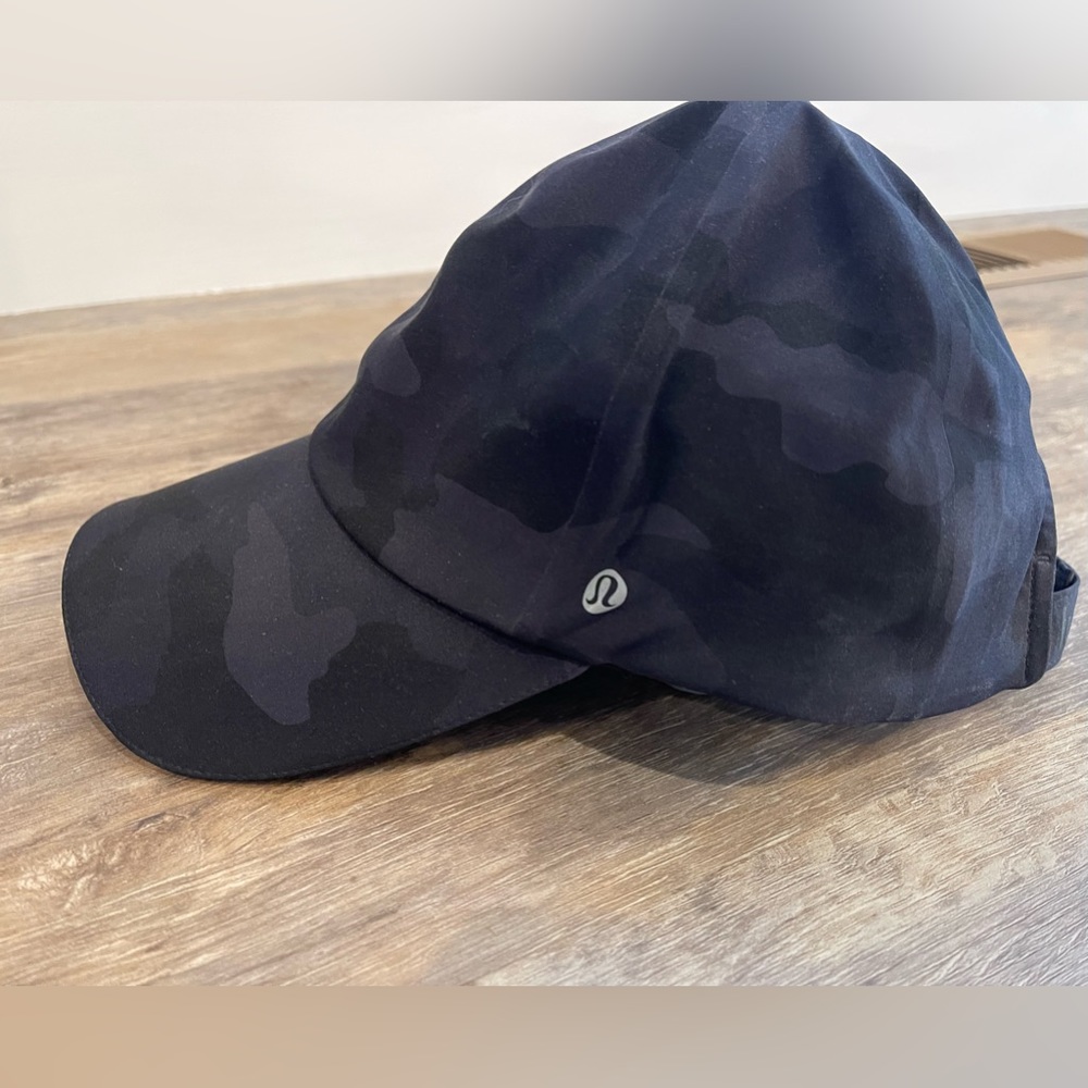 Lululemon fast and free running hat
